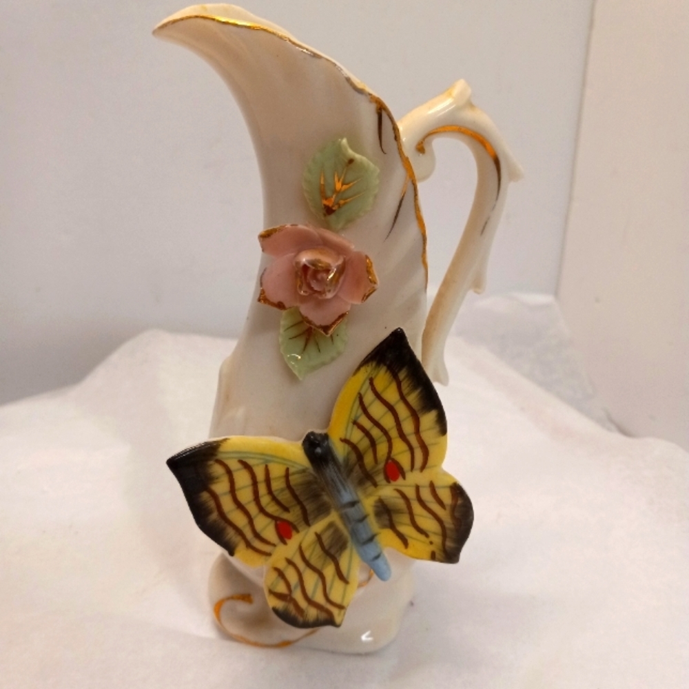 VTGE UCAGCO Ceramic Pitcher Vase w/Handle Butterfly White w/Gold Trim Japan